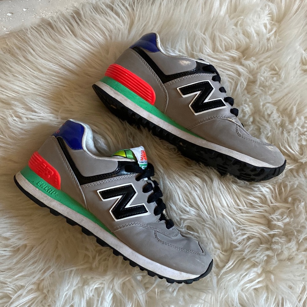 💚💙New balance Retro vintage tropical bright colors 🤍Size 7